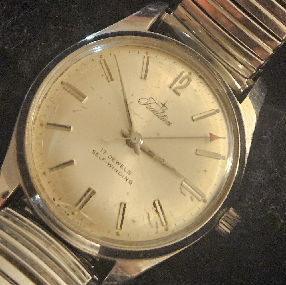 Vintage 40s Or 50s Tradition 17 Jewel Mens Watch